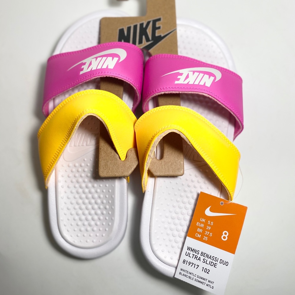 Nike Women's Benassi Duo Ultra Slide Sandals! - Picture 7 of 7